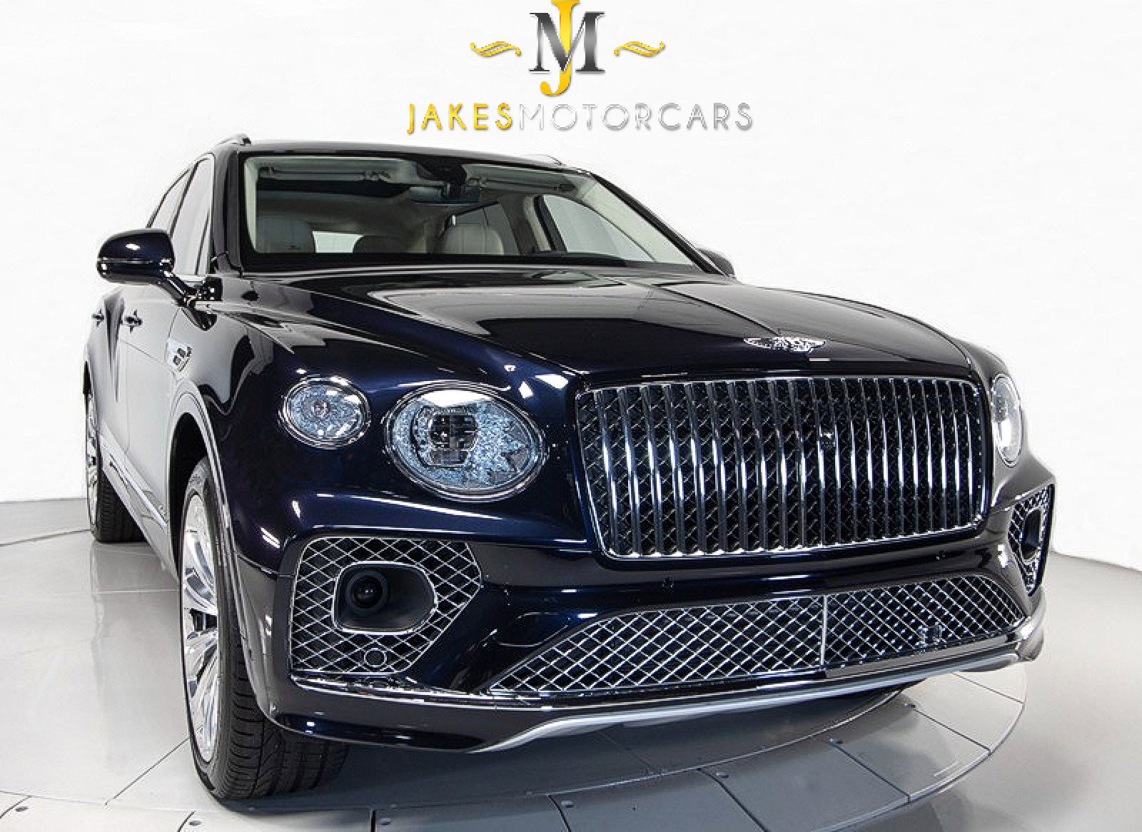 Used 2023 Bentley Bentayga Extended Wheelbase image 15