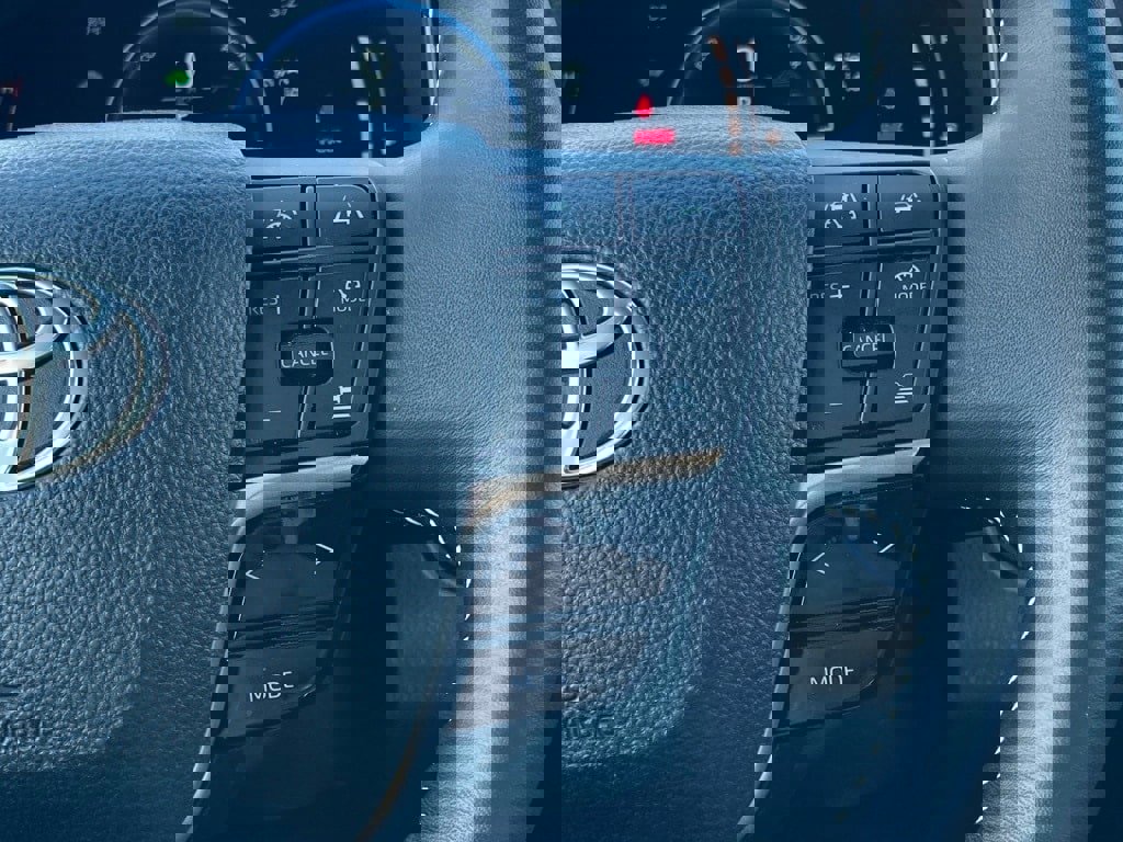 Certified 2025 Toyota Camry SE image 16