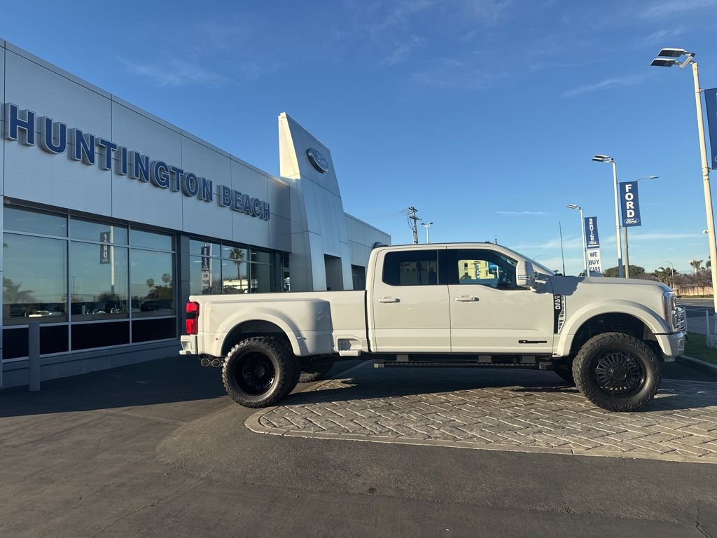 Used 2026 Ford F450 Lariat AWD/4WD image 3