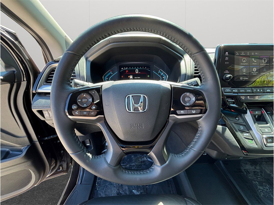 Used 2023 Honda Odyssey Touring image 23