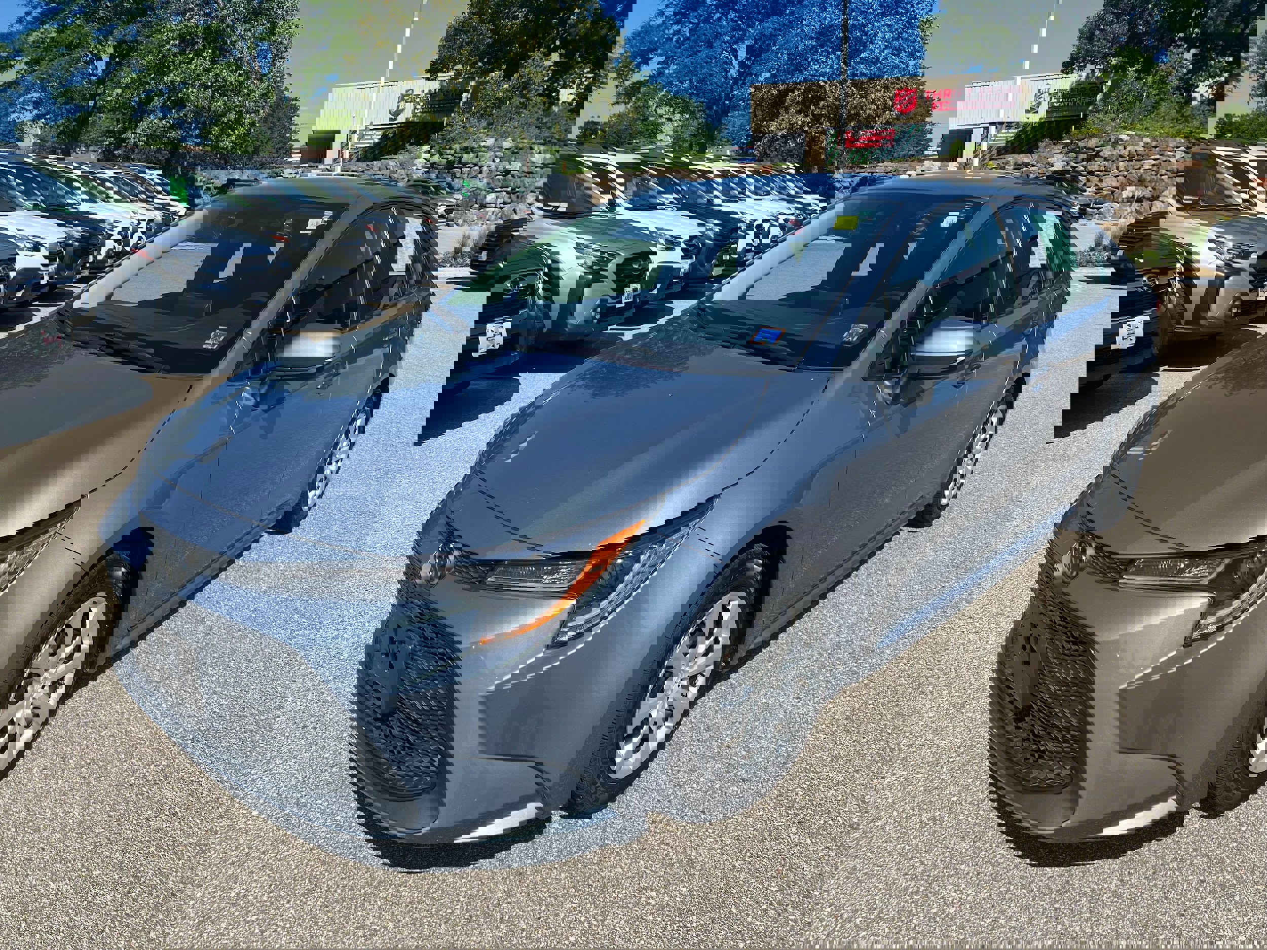 Used 2021 Toyota Corolla LE w/ Carpet Mat Package (TMS) image 3