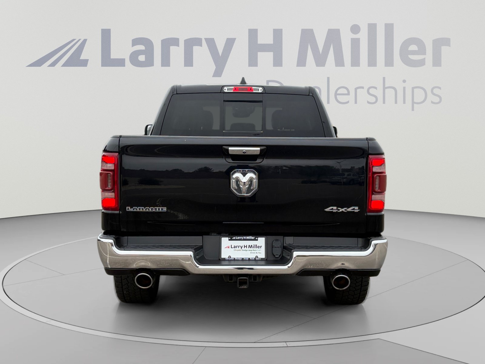 Used 2021 RAM 1500 Laramie AWD/4WD image 5