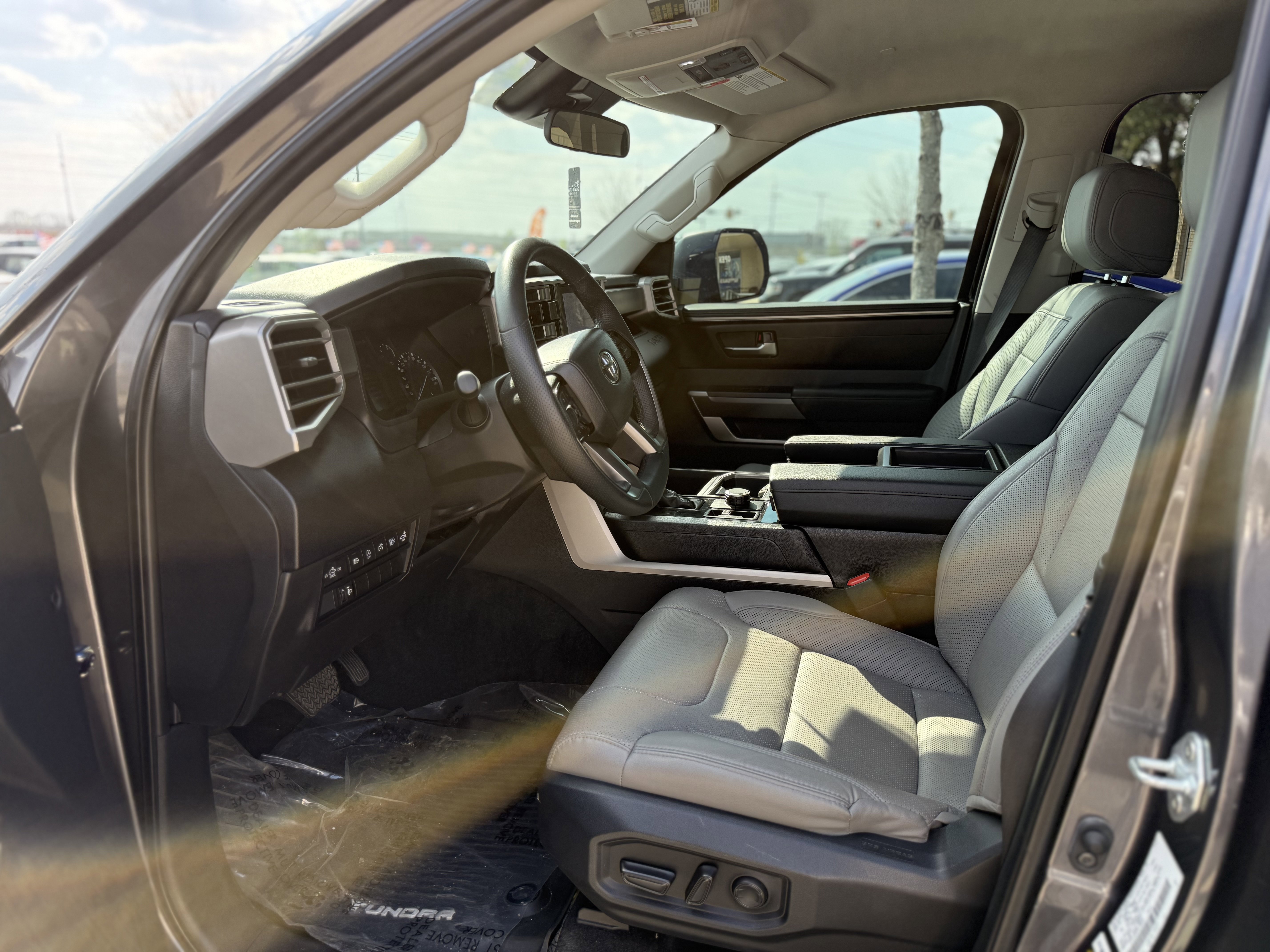 Used 2024 Toyota Tundra SR5 w/ SR5 Premium Package image 11