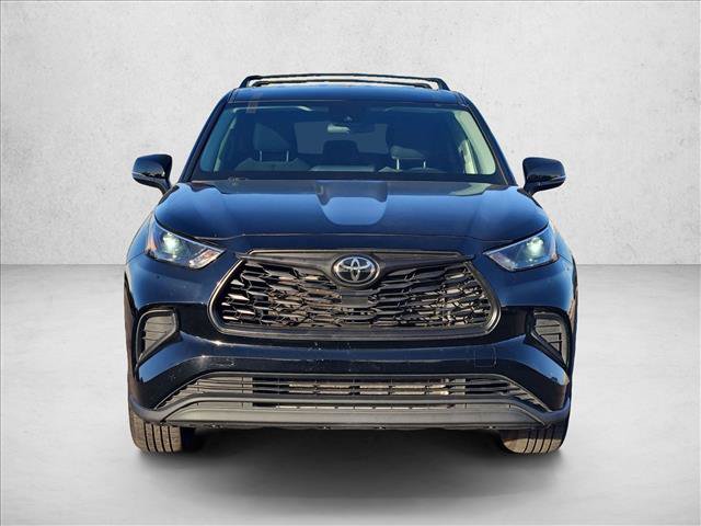 Used 2026 Toyota Highlander XLE AWD/4WD image 2