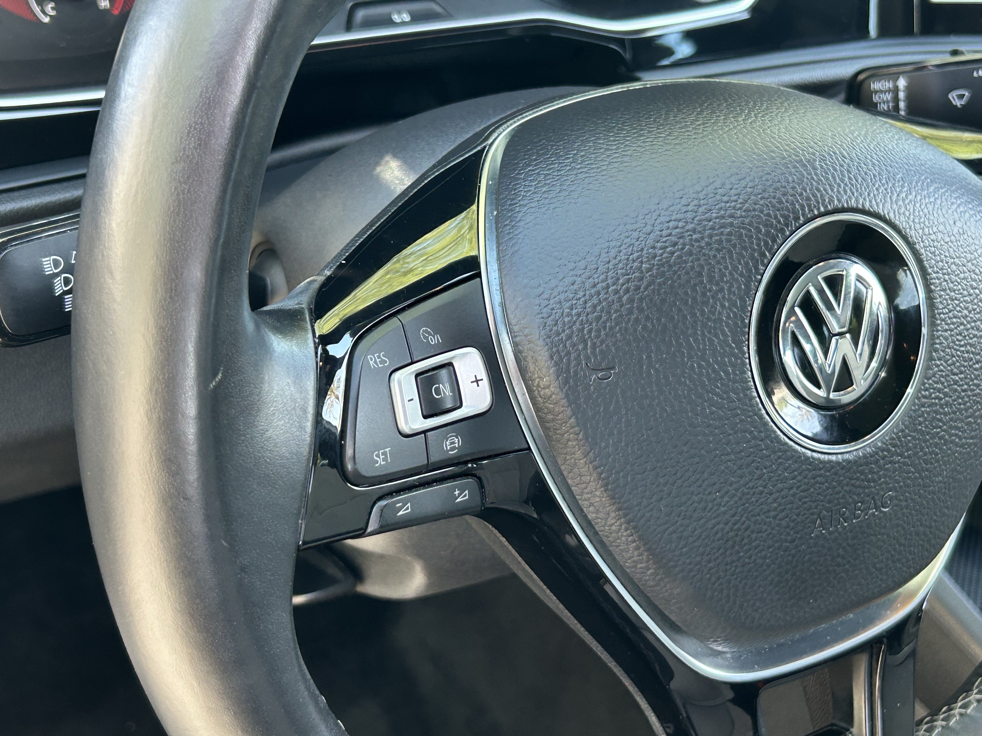 Used 2019 Volkswagen Jetta R-Line w/ R-Line Cold Weather Package FWD image 26