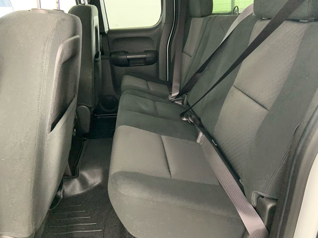 Used 2013 GMC Sierra 2500 SLE w/ SLE Preferred Package image 17