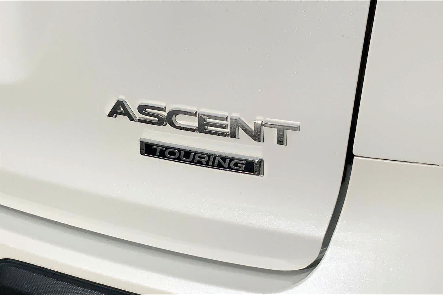 Used 2025 Subaru Ascent Touring AWD/4WD image 10