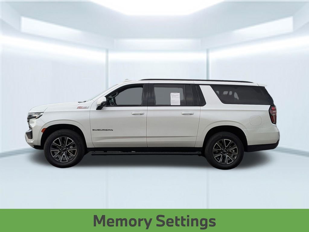 Used 2023 Chevrolet Suburban Z71 w/ Luxury Package image 14