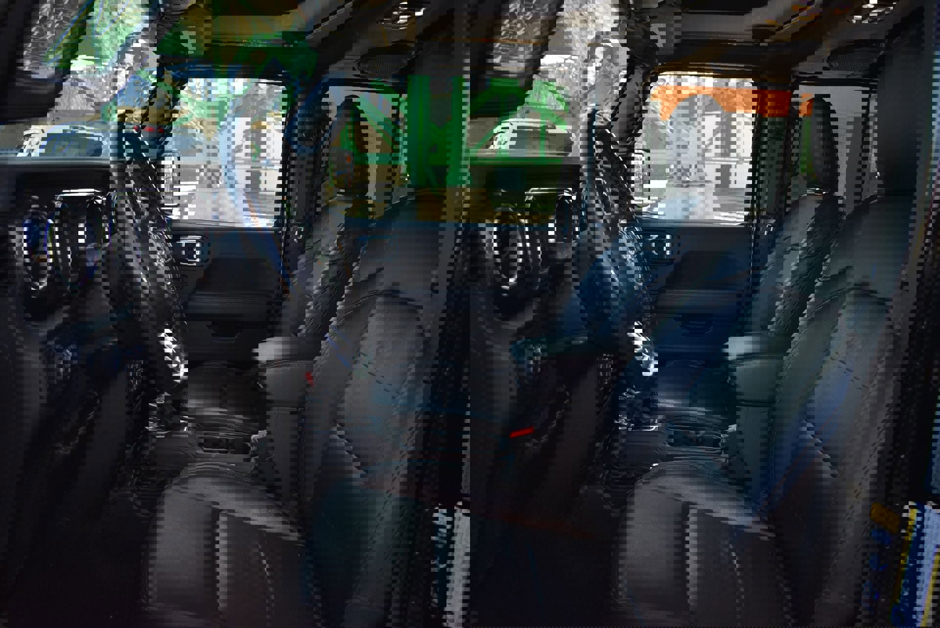 Used 2021 Jeep Wrangler Unlimited Sahara image 13