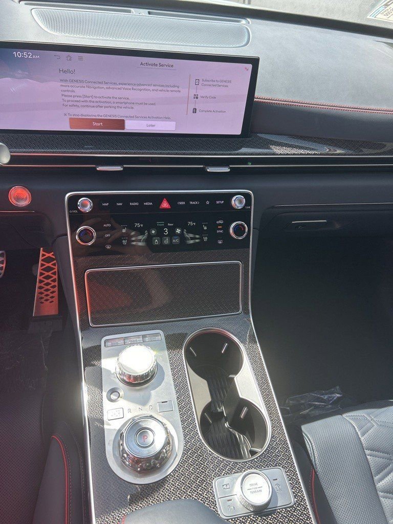 New 2026 Genesis GV80 3.5T e-SC AWD/4WD image 9