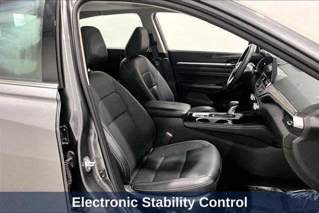Used 2023 Nissan Altima AWD image 38