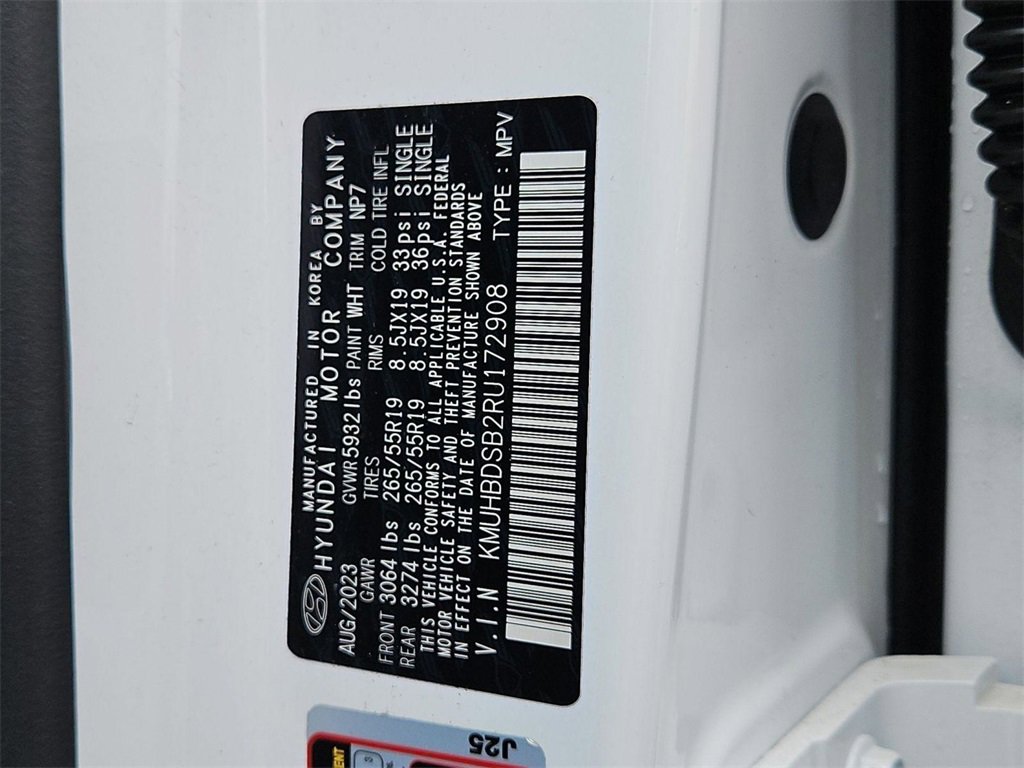 Used 2024 Genesis GV80 2.5T image 32