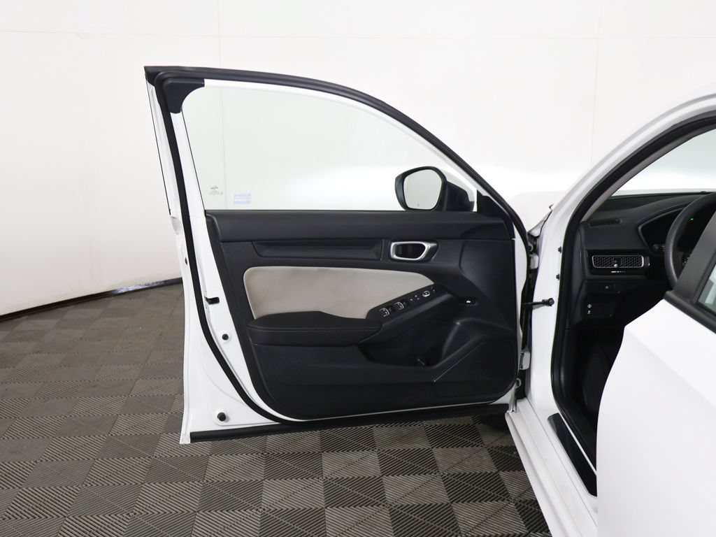 Used 2023 Honda Civic LX image 15