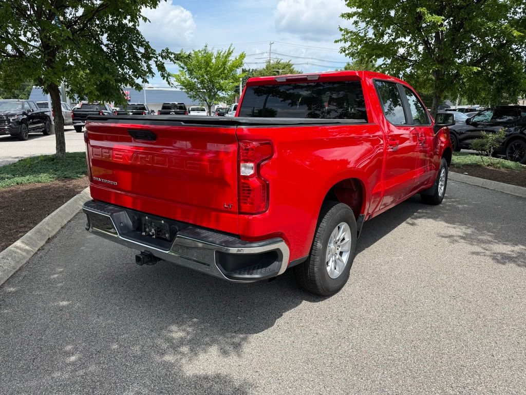 Used 2025 Chevrolet Silverado 1500 LT AWD/4WD image 5