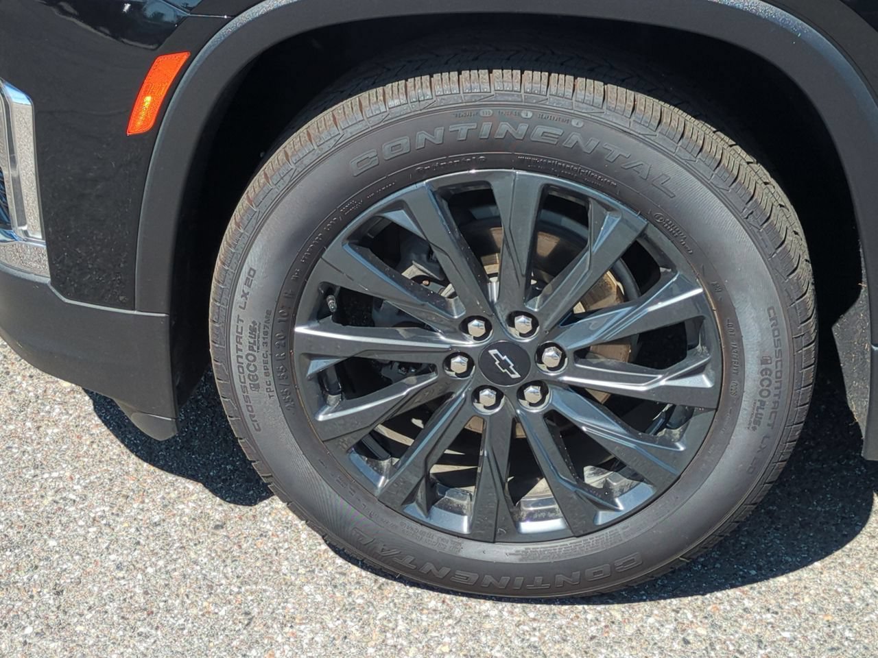 Used 2023 Chevrolet Traverse RS w/ LPO, Cargo Package FWD image 33