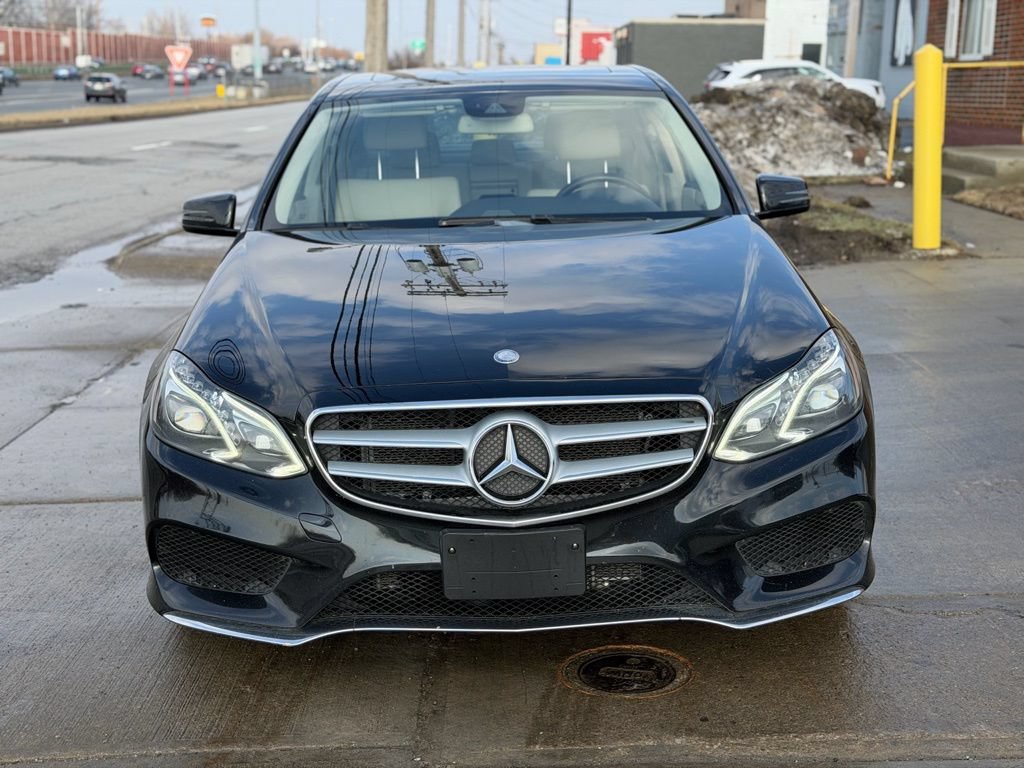 Used 2016 Mercedes-Benz E 350 4MATIC Sedan image 3