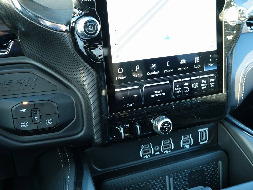 New 2026 RAM 2500 Limited image 24