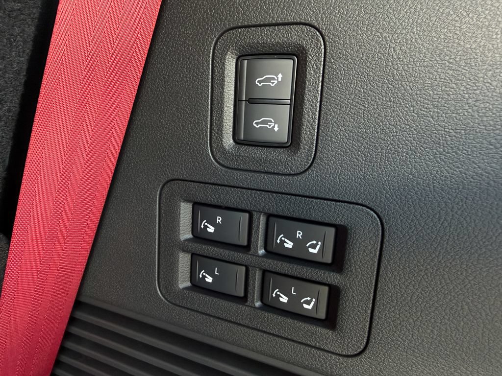 New 2026 Nissan Armada NISMO AWD/4WD image 35