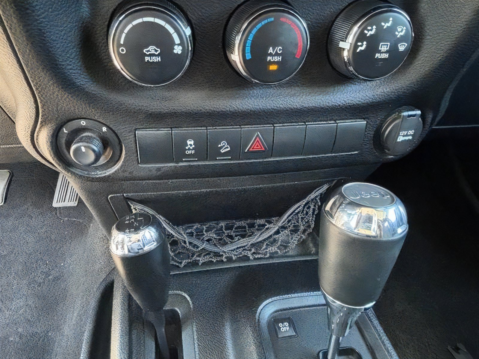 Used 2011 Jeep Wrangler Sport AWD/4WD image 15