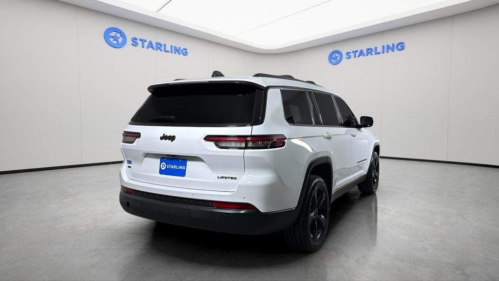 Used 2022 Jeep Grand Cherokee L Limited w/ Black Appearance Package image 8