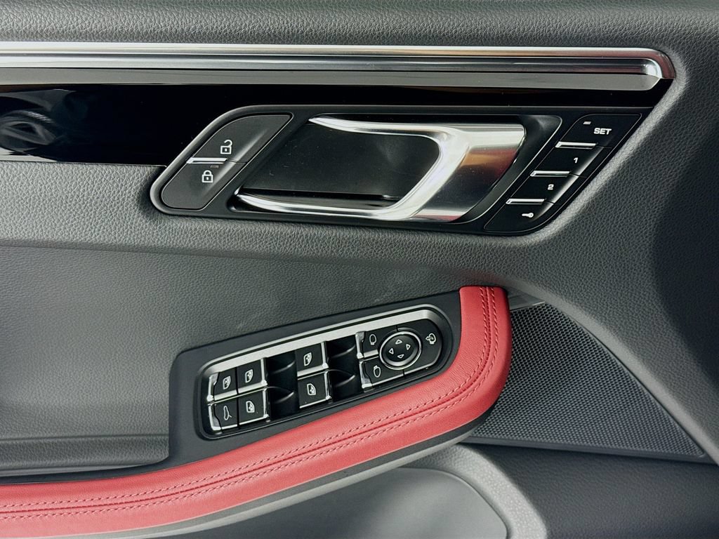 New 2026 Porsche Macan AWD/4WD image 11