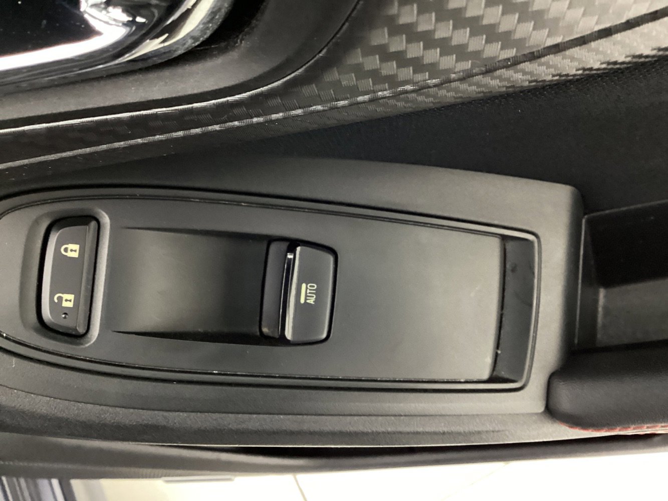 Used 2017 Subaru Impreza 2.0i Sport image 40