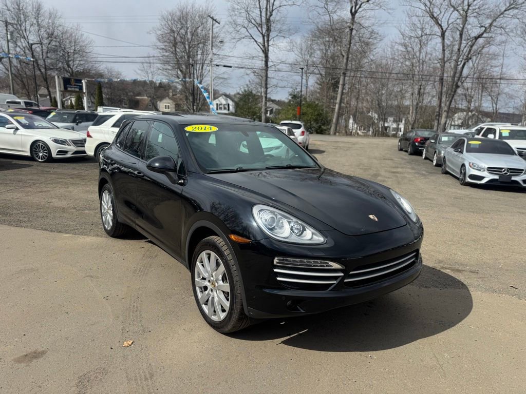 Used 2014 Porsche Cayenne Platinum Edition image 3