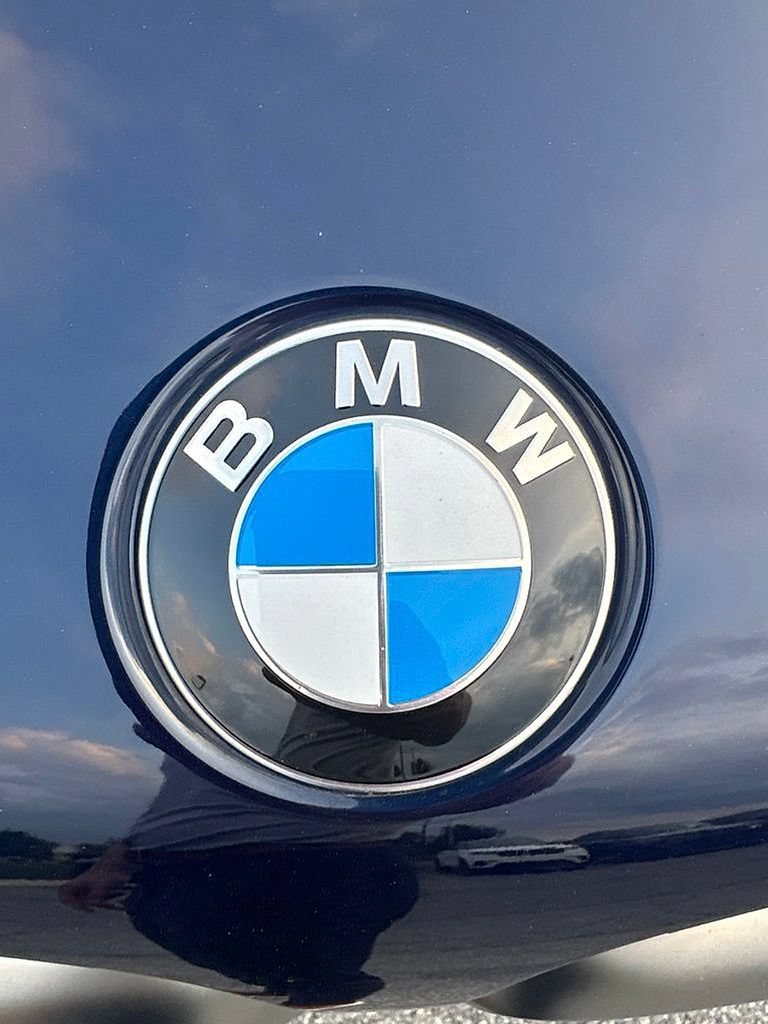 Used 2022 BMW X5 M50i w/ Executive Package AWD/4WD image 10