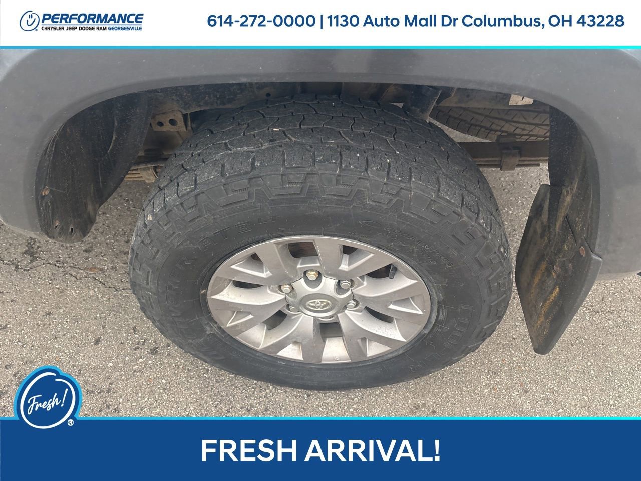 Used 2017 Toyota Tacoma TRD Off-Road image 11