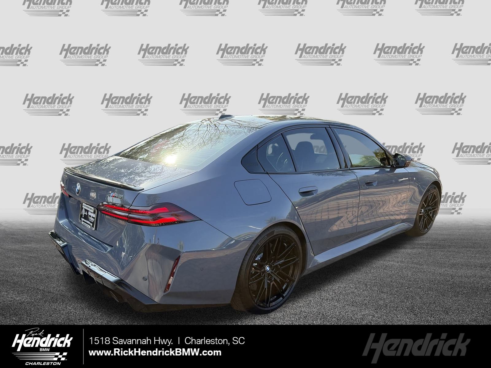 New 2026 BMW M5 w/ Carbon Package image 1