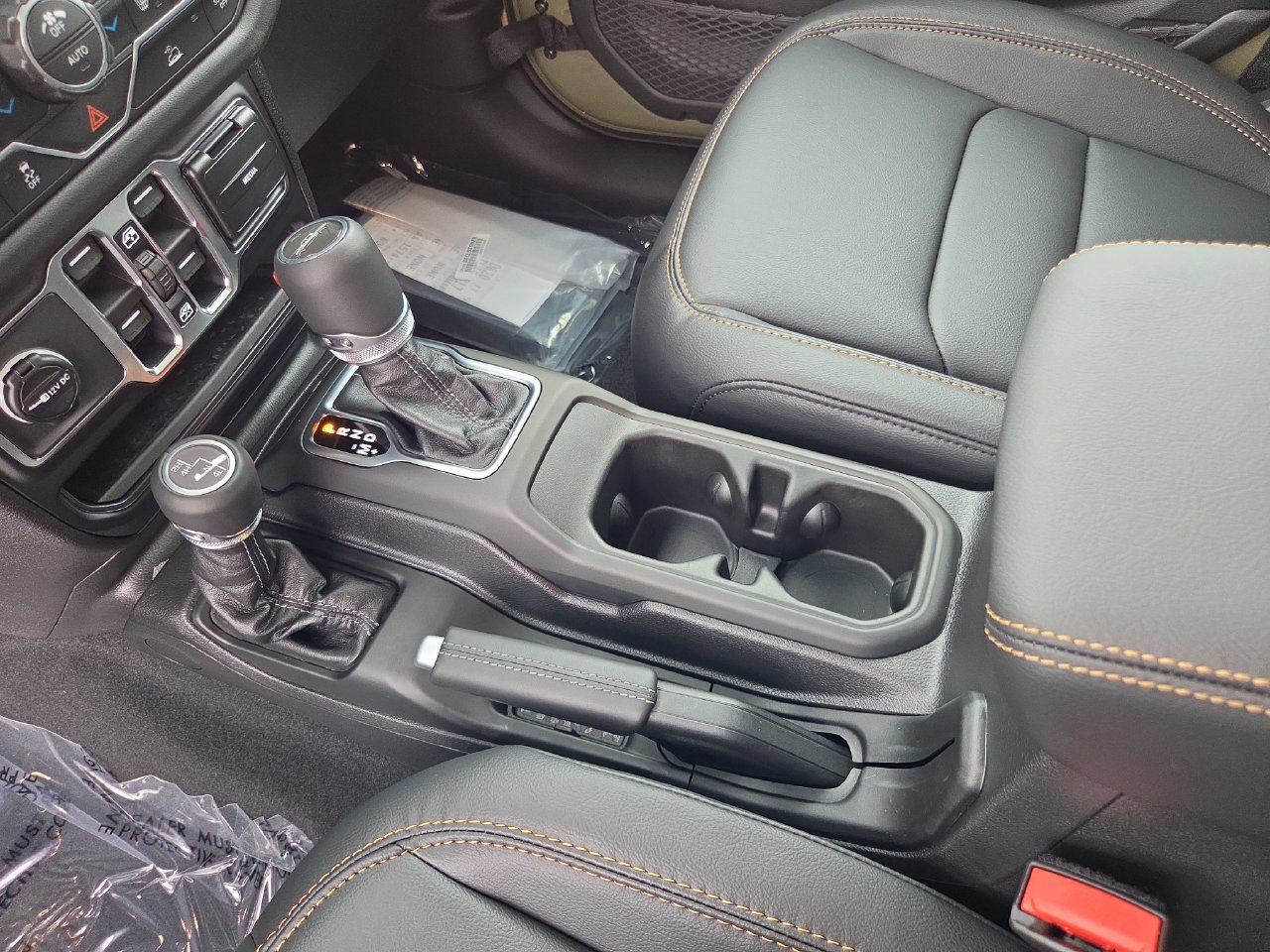 New 2026 Jeep Gladiator Sport AWD/4WD image 31