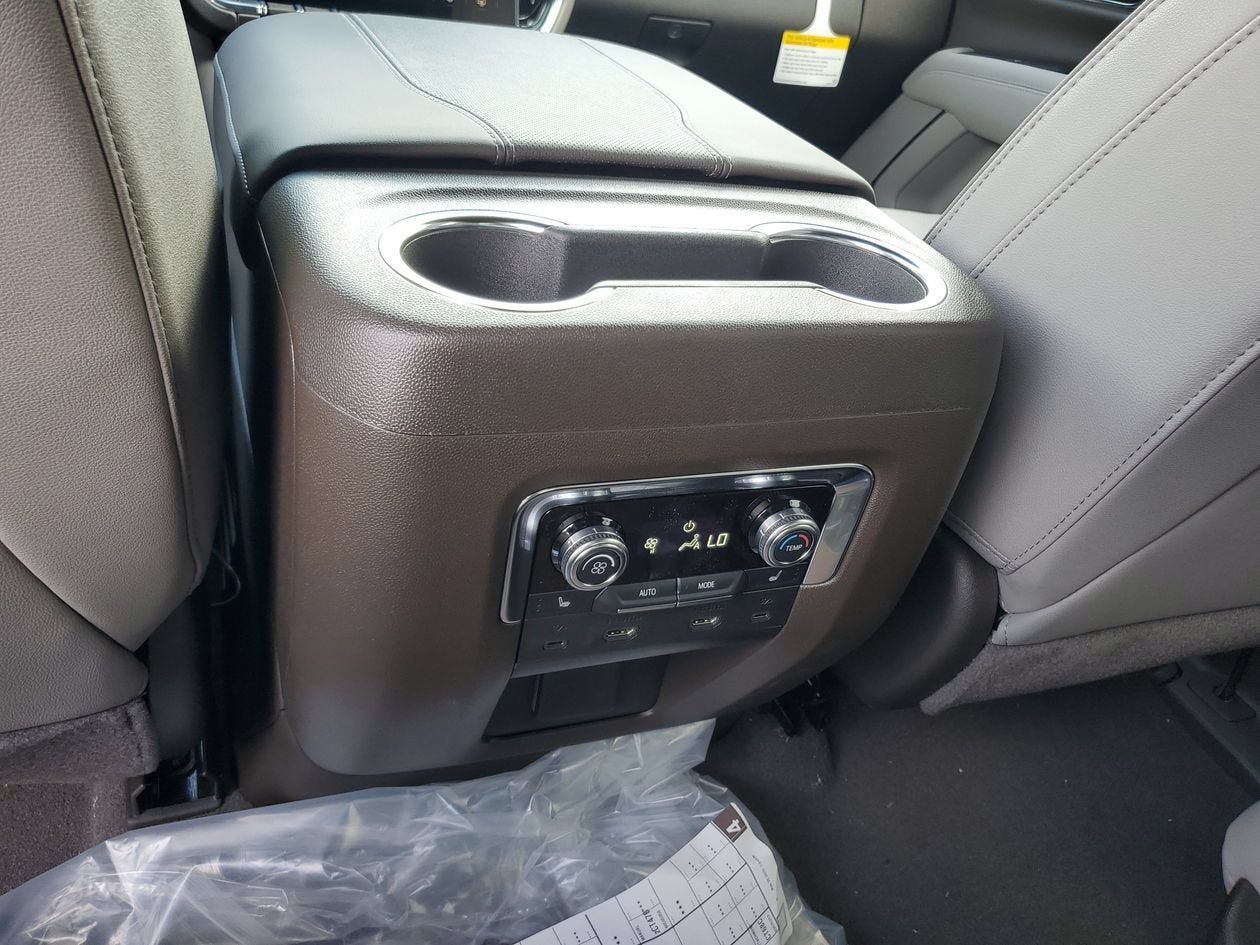 New 2026 GMC Yukon XL Elevation w/ Elevation Premium Package AWD/4WD image 16