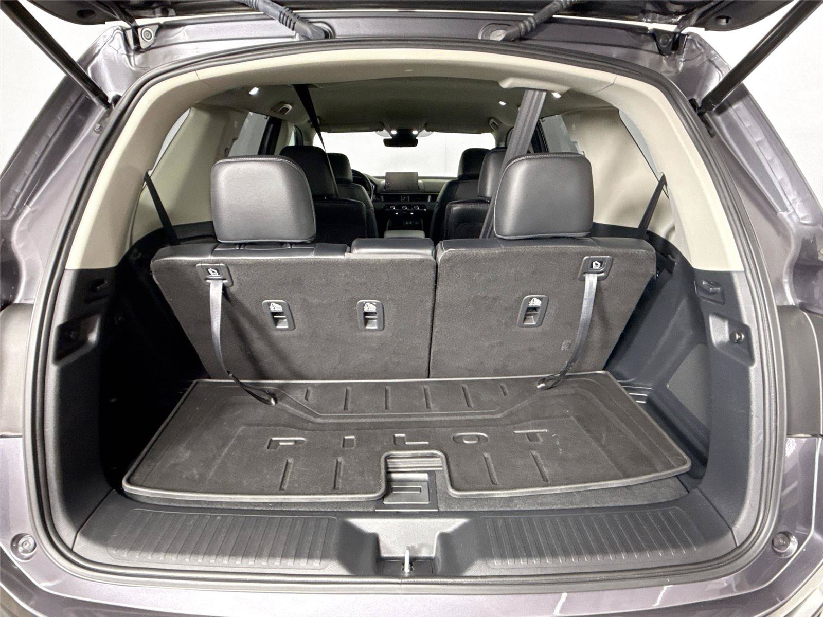 Used 2025 Honda Pilot EX-L image 39