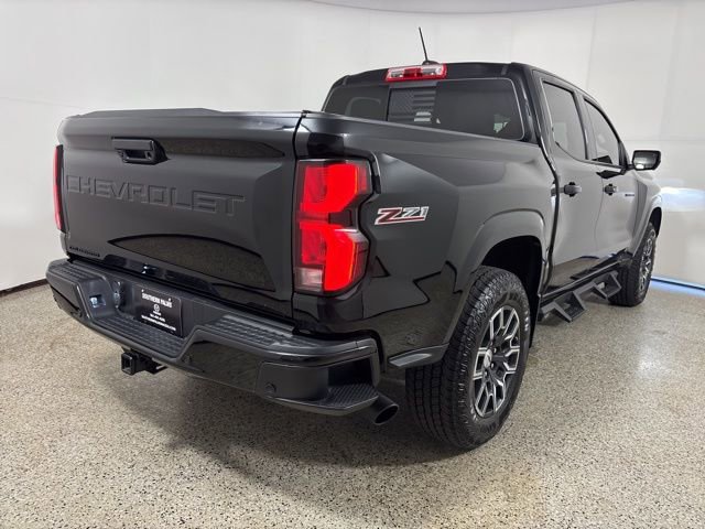 Used 2024 Chevrolet Colorado Z71 w/ Z71 Convenience Package 2 image 8