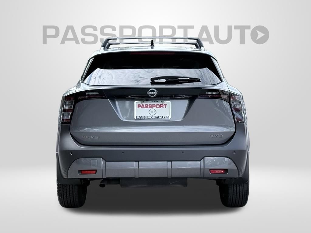 Used 2026 Nissan Kicks SV w/ SV Premium Package AWD/4WD image 6