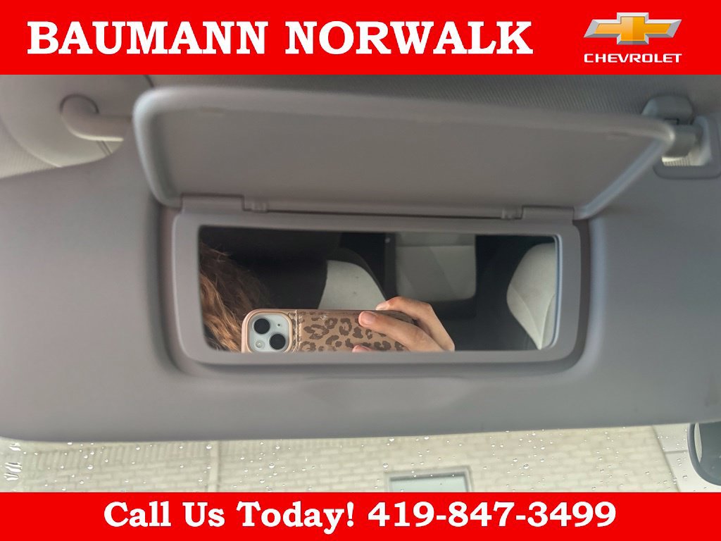 Used 2024 Chevrolet Trax LS w/ LS Convenience Package FWD image 29