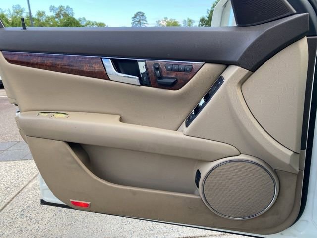 Used 2011 Mercedes-Benz C 300 4MATIC Sedan image 17