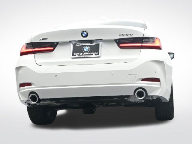 New 2026 BMW 330i xDrive Sedan w/ Premium Package AWD/4WD image 36