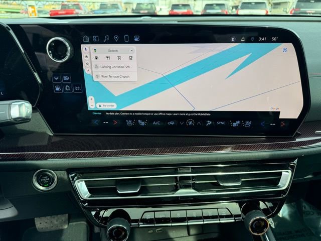 Used 2024 Chevrolet Traverse RS w/ LPO, Floor Liner Package image 15