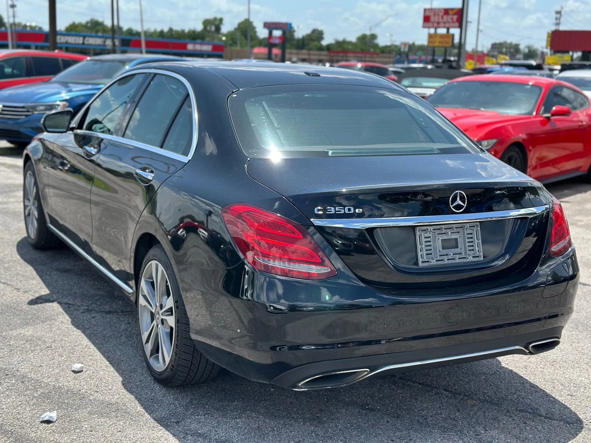 Used 2018 Mercedes-Benz C 350e Sedan w/ Premium Package image 8