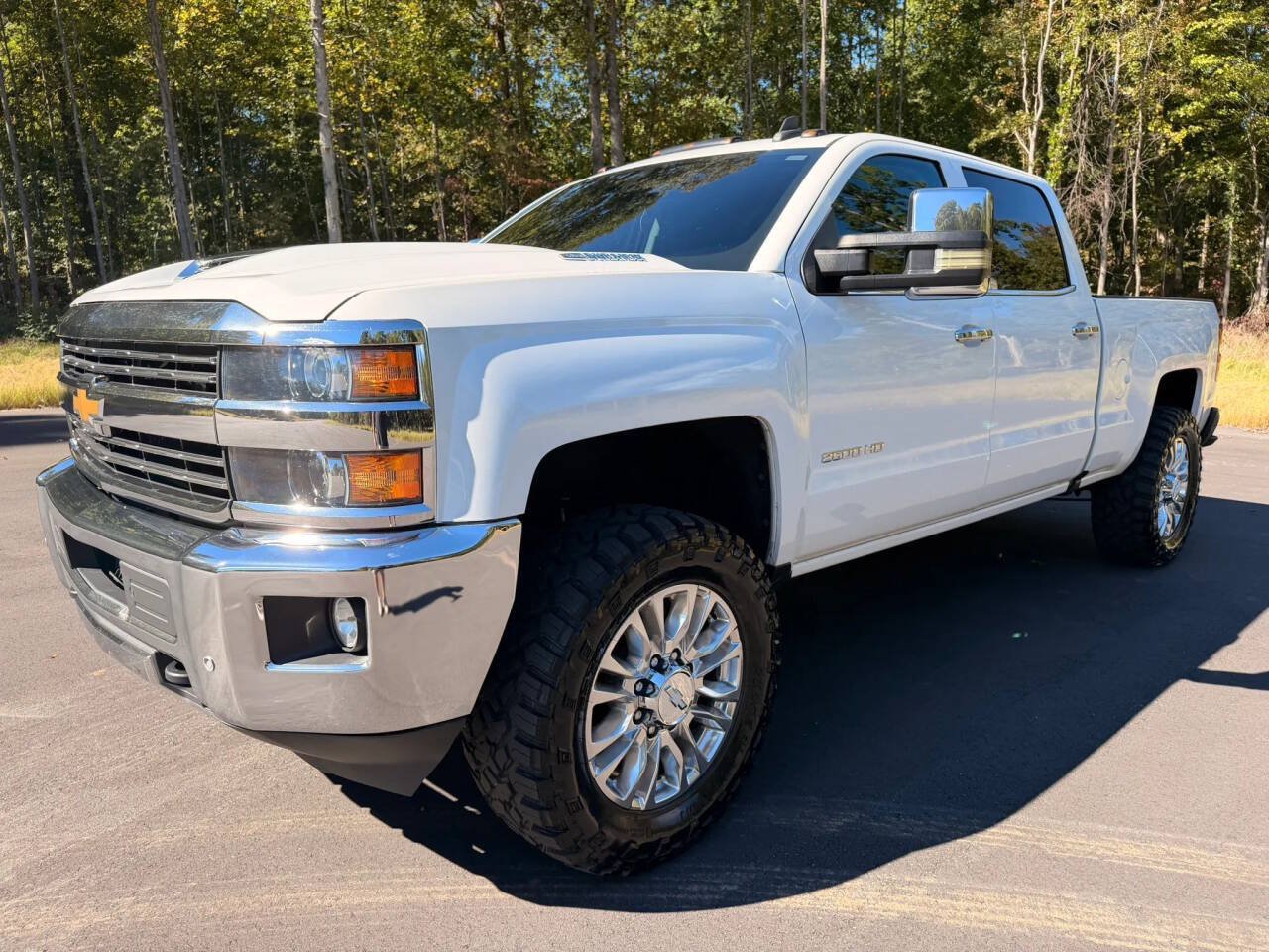 Used 2019 Chevrolet Silverado 2500 LTZ w/ Duramax Plus Package AWD/4WD image 3