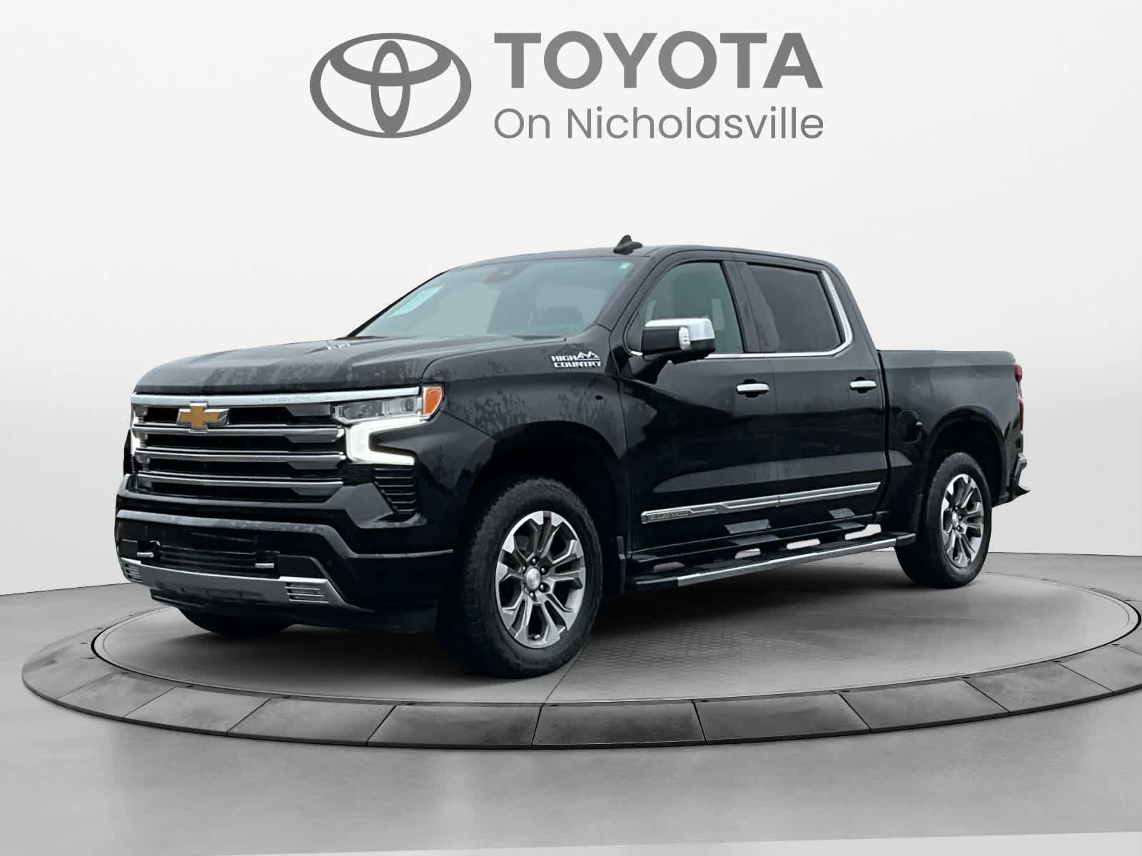 Used 2023 Chevrolet Silverado 1500 High Country w/ Z71 Off-Road Package