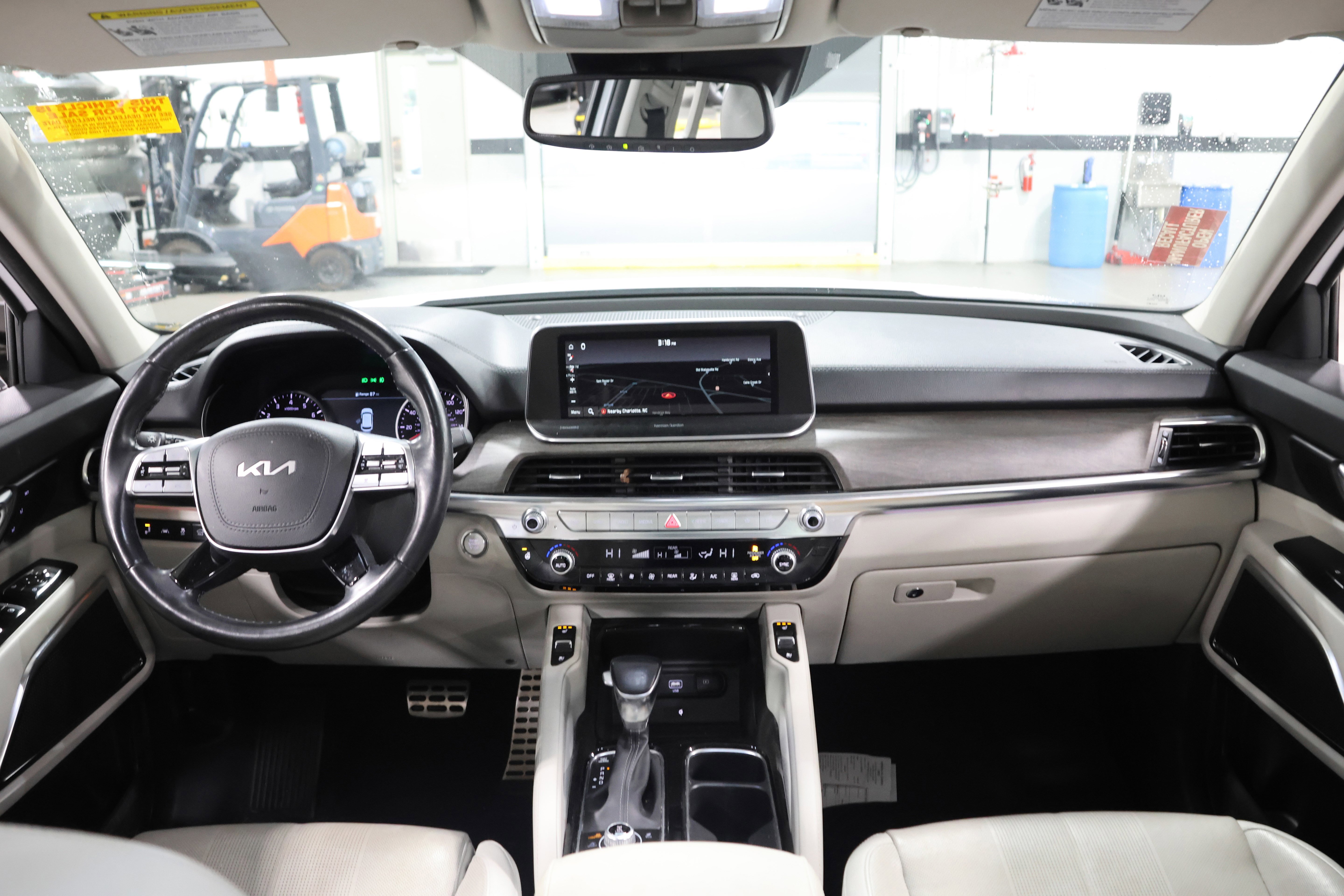 Used 2022 Kia Telluride SX image 16