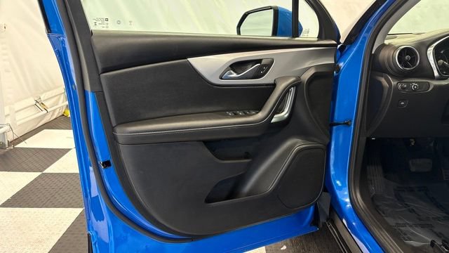 Used 2025 Chevrolet Blazer LT AWD/4WD image 14