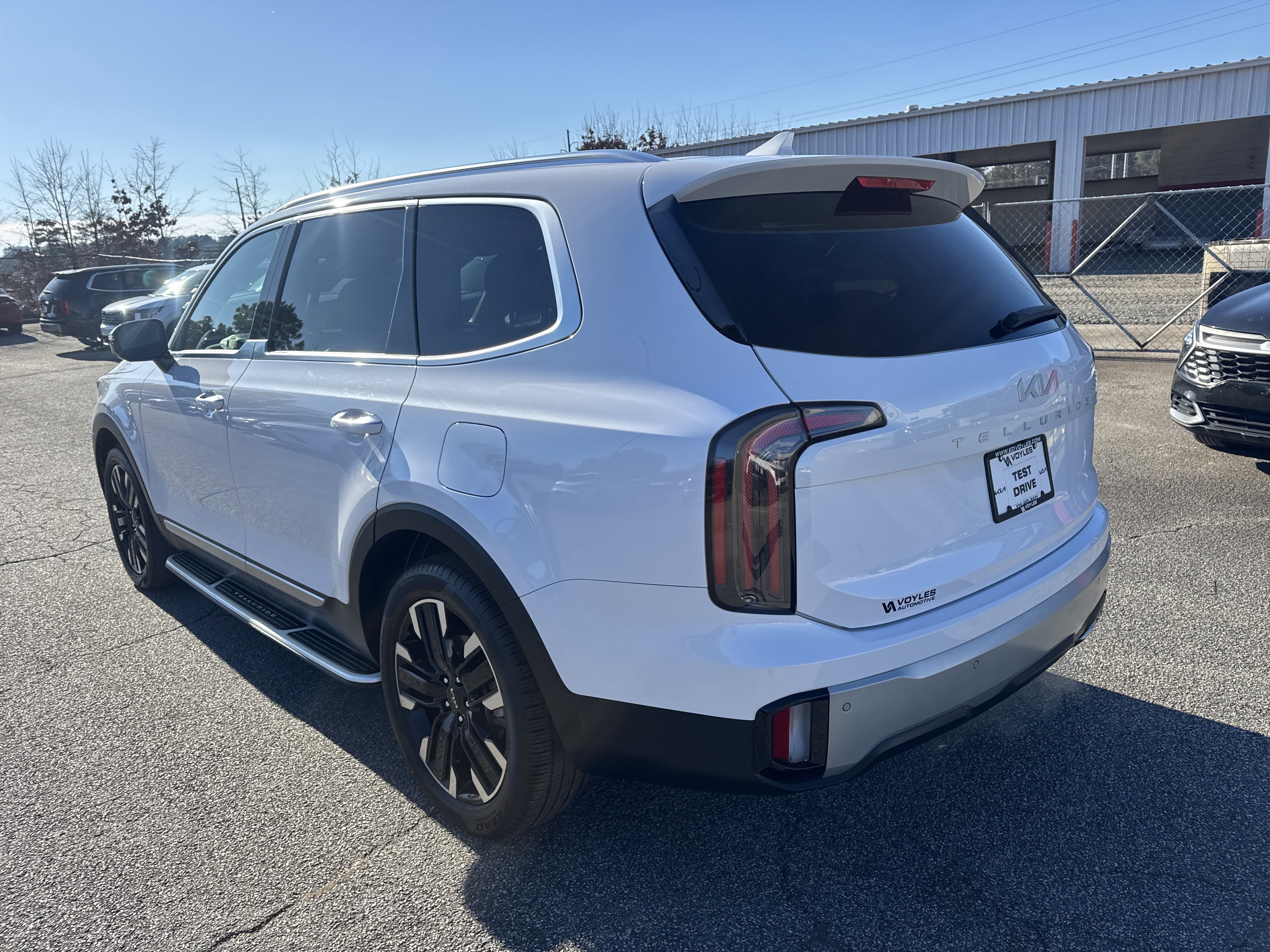 Certified 2023 Kia Telluride SX image 5