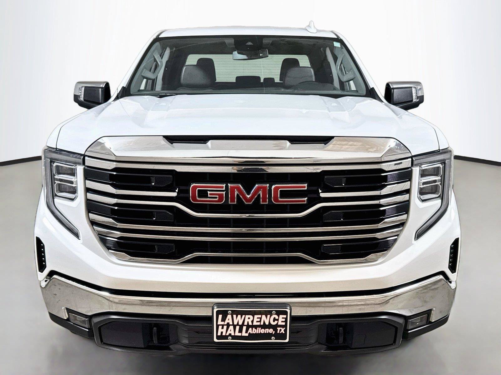 Certified 2025 GMC Sierra 1500 SLT RWD image 2