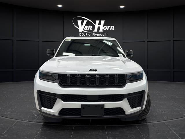 New 2026 Jeep Grand Cherokee Altitude AWD/4WD image 8