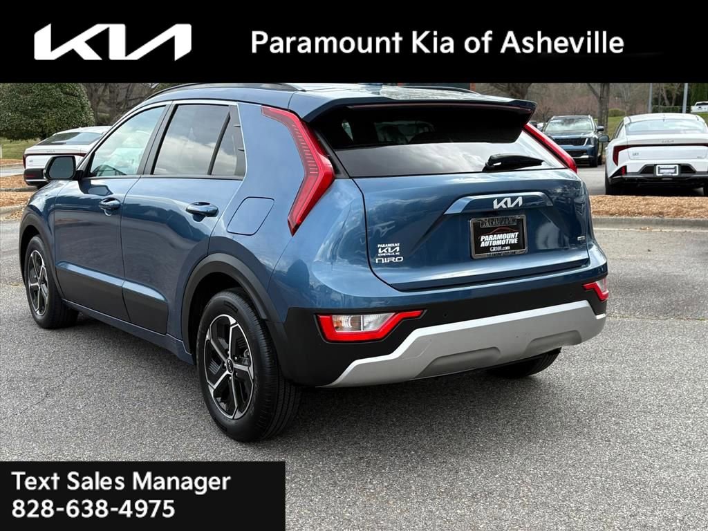 Certified 2023 Kia Niro EX image 4