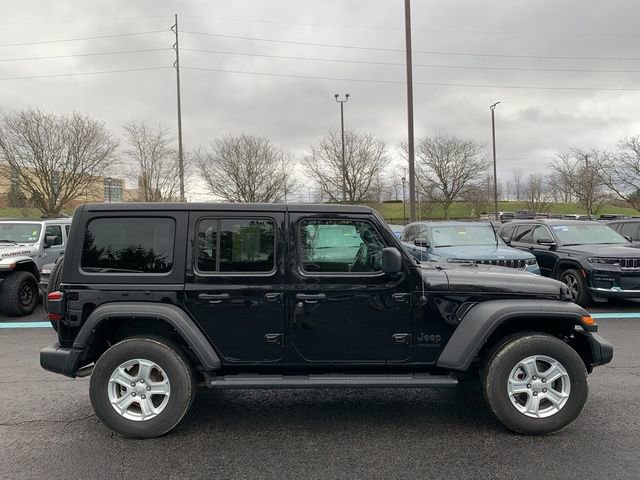 Used 2022 Jeep Wrangler Unlimited Sport image 9