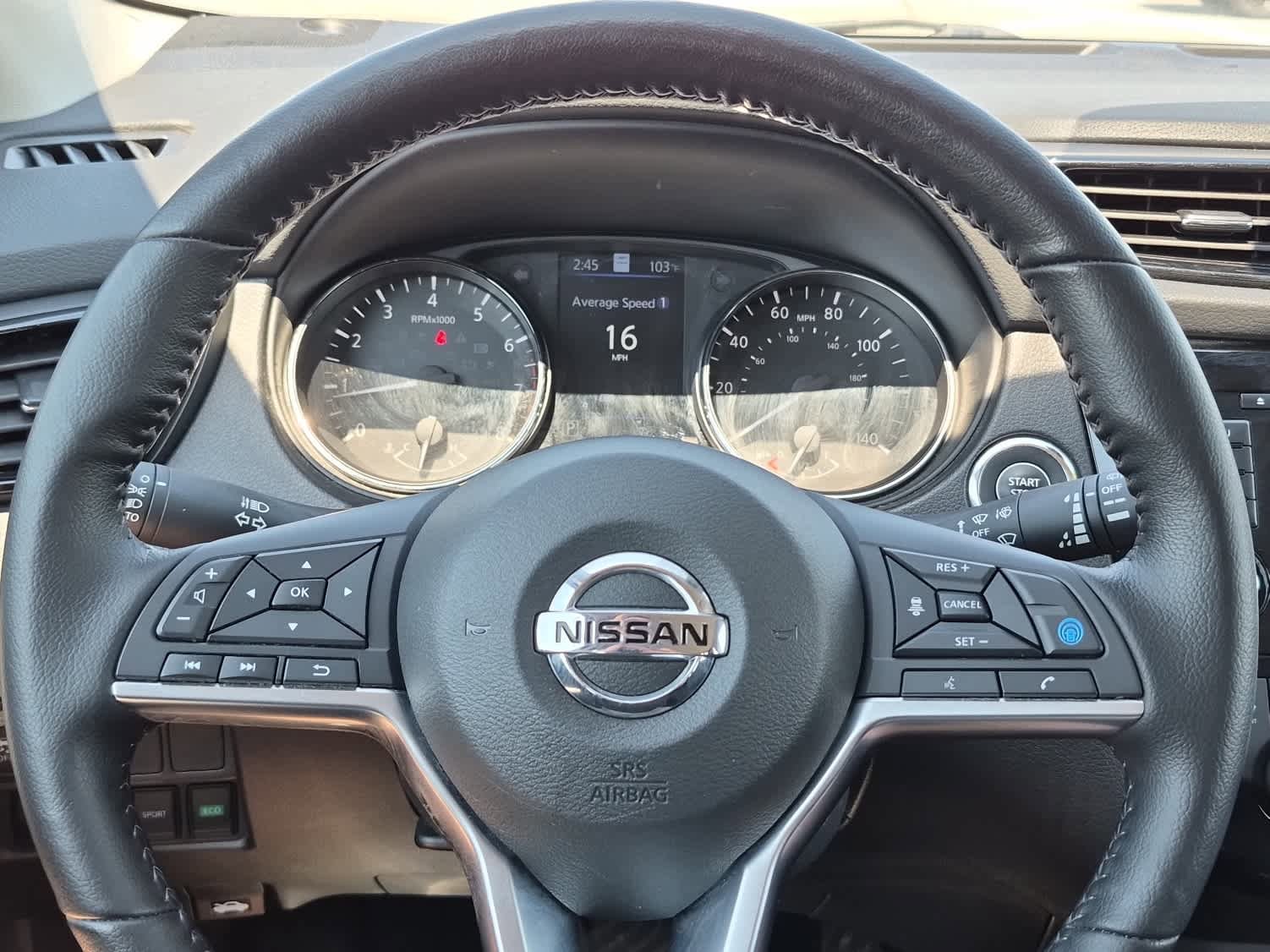 Used 2022 Nissan Rogue Sport SL AWD/4WD image 16